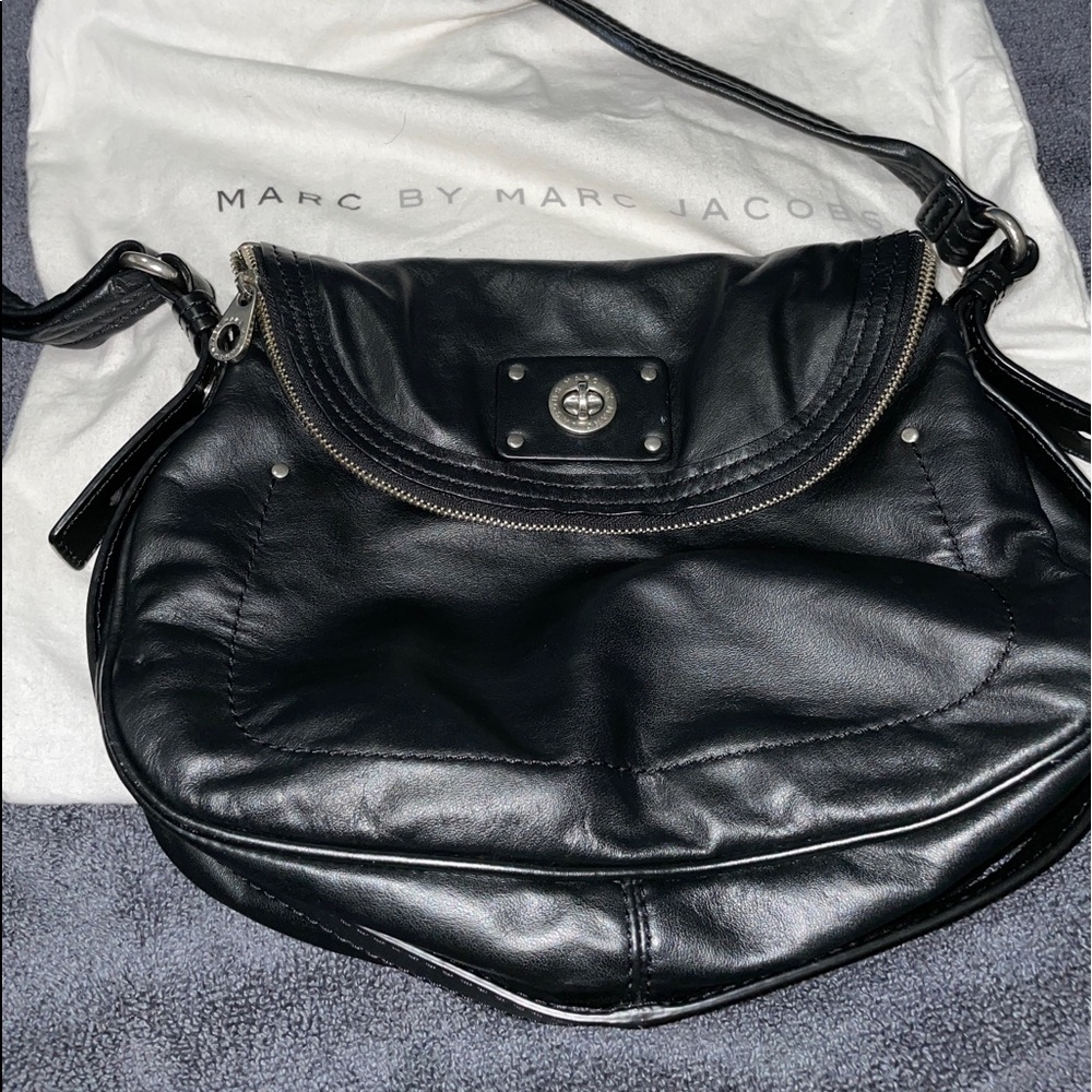 Marc by Marc Jacobs Turnlock Crossbody, black
